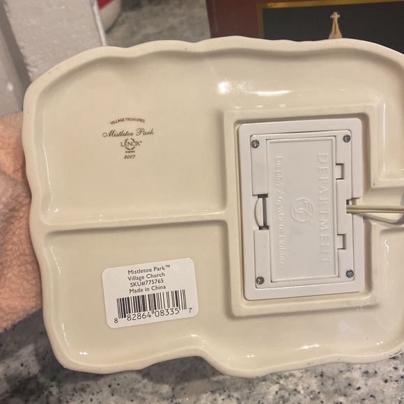 Lenox Mistletoe Park Villiage Church - Picture 2 of 4